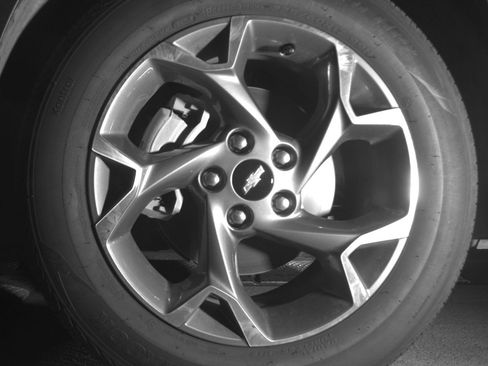 Used 2025 Chevrolet Trax LT FWD image 12