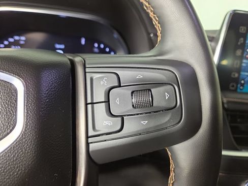 Used 2024 GMC Yukon XL AT4 w/ Technology Package AWD/4WD image 27