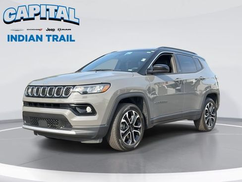 Used 2024 Jeep Compass Limited AWD/4WD image 1