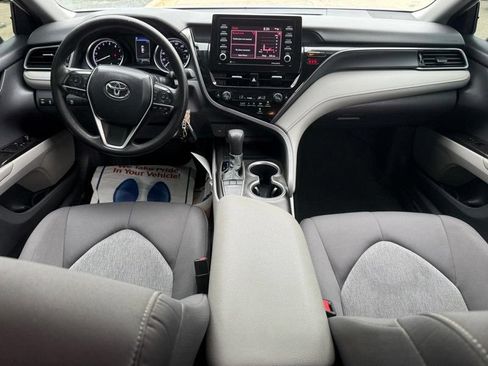 Used 2022 Toyota Camry LE FWD image 13