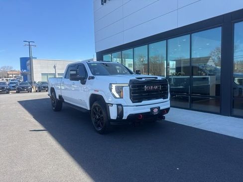 Used 2024 GMC Sierra 2500 AT4 w/ AT4 Premium Plus Package AWD/4WD image 1
