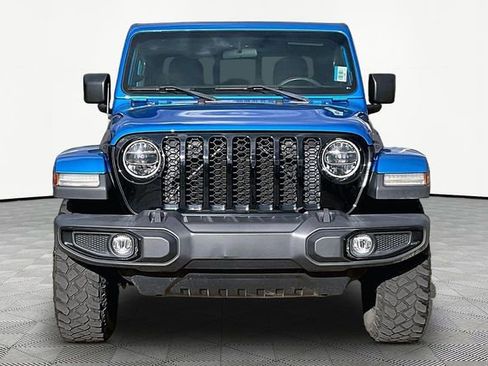 Used 2022 Jeep Gladiator Sport AWD/4WD image 2