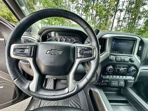 Certified 2021 Chevrolet Silverado 1500 RST AWD/4WD image 11