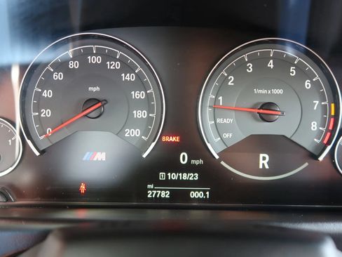 Used 2019 BMW M4 Convertible w/ Competition Package RWD image 31
