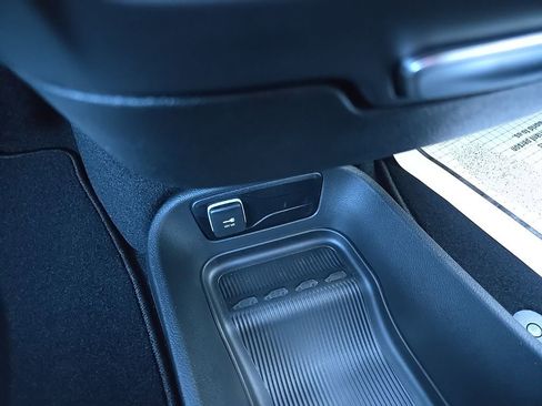 New 2026 Chrysler Pacifica Select w/ S Appearance Package image 61