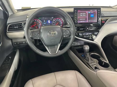 Used 2023 Toyota Camry XSE FWD image 22
