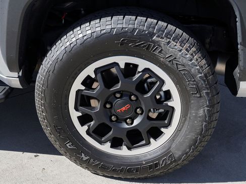 Certified 2025 Toyota 4Runner TRD Off-Road Premium AWD/4WD image 13
