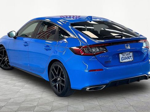 Used 2022 Honda Civic Sport Touring image 4