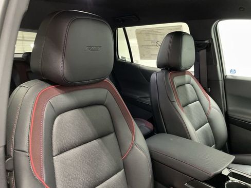 New 2026 Chevrolet Equinox RS w/ Convenience Package III FWD image 19