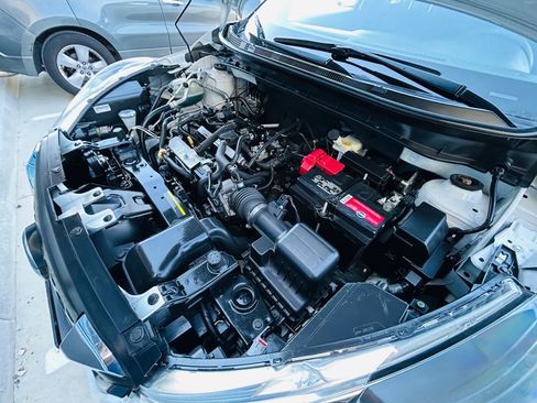 Used 2020 Nissan Kicks SV image 35