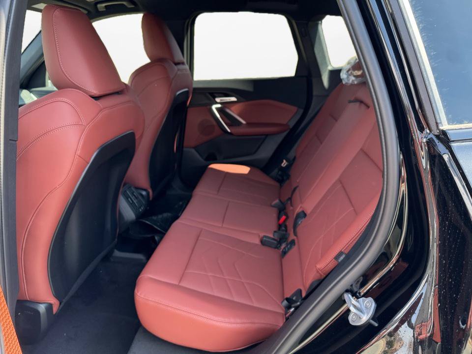 New 2026 BMW X1 xDrive28i AWD/4WD image 13