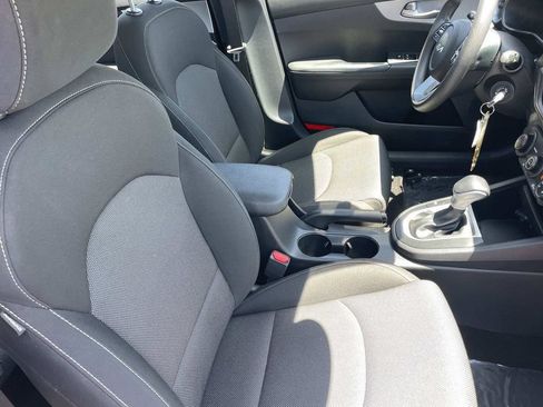 Used 2023 Kia Forte LXS FWD image 23