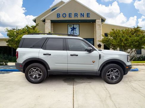 Used 2023 Ford Bronco Sport Badlands AWD/4WD image 8