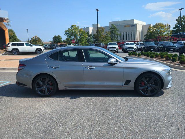 Used 2024 Genesis G70 3.3T Advanced AWD/4WD image 3
