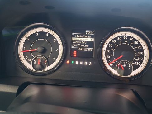 Used 2020 RAM 1500 Tradesman w/ Chrome Plus Package RWD image 8