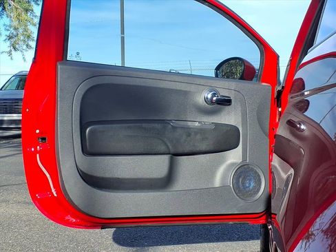 Used 2016 FIAT 500 Sport image 18