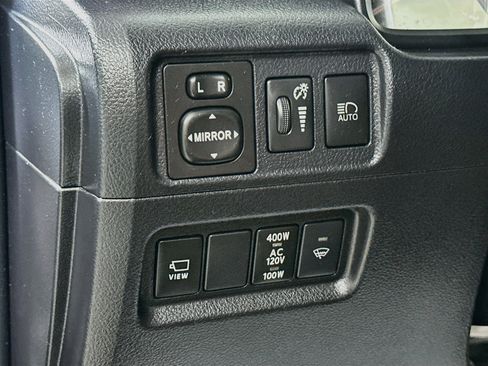 Used 2023 Toyota 4Runner Limited AWD/4WD image 10