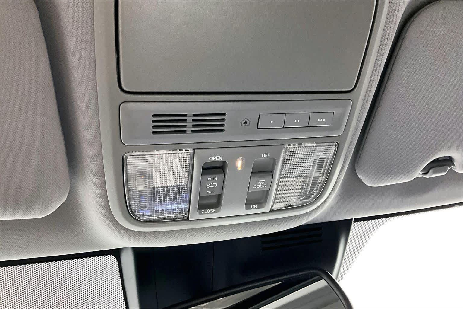 Used 2021 Honda CR-V EX-L image 32