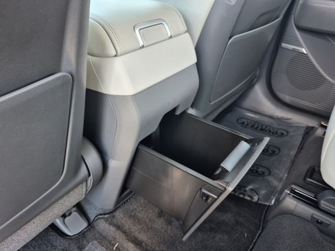 New 2026 Hyundai Santa Fe Limited AWD/4WD image 16