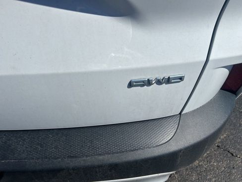 Used 2020 Ford Escape SE image 26