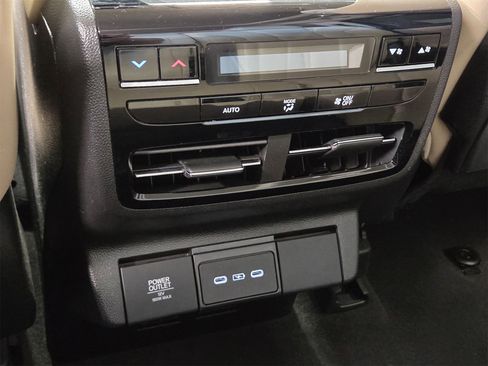 Used 2025 Acura MDX Technology Package image 13