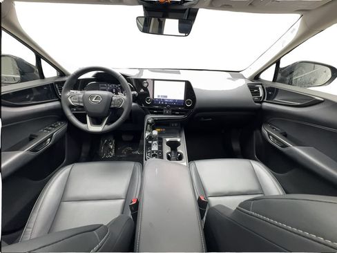 Used 2025 Lexus NX 250 FWD w/ Cold Area Package image 33