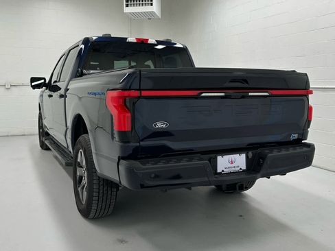 Used 2024 Ford F150 Lightning Pro image 8
