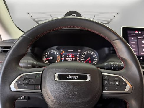 Used 2022 Jeep Compass Trailhawk AWD/4WD image 18