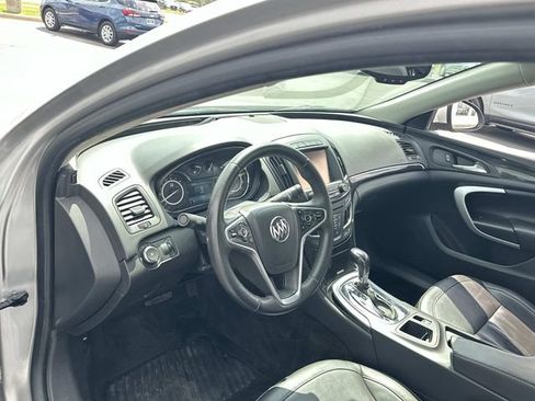 Used 2016 Buick Regal FWD image 9