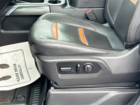 Used 2021 GMC Sierra 2500 AT4 w/ AT4 Premium Plus Package image 19