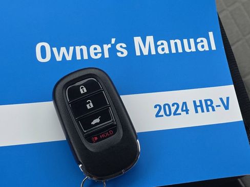 Used 2024 Honda HR-V LX image 27
