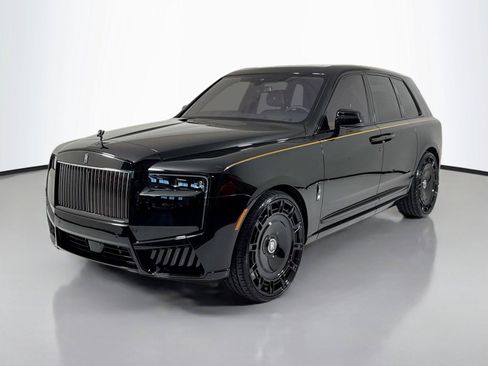 Used 2025 Rolls-Royce Cullinan Black Badge AWD/4WD image 10