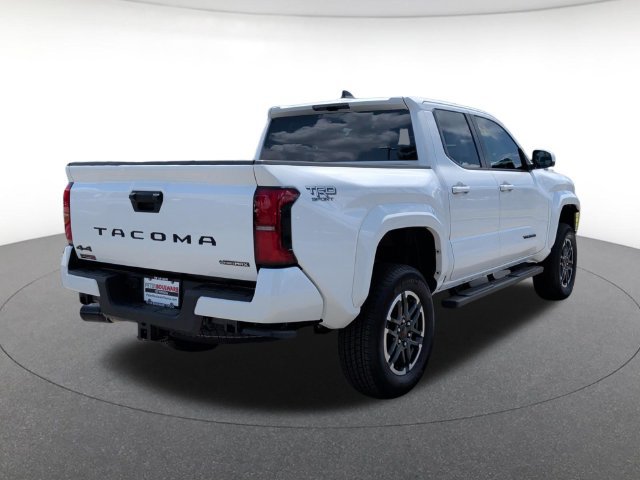 Used 2025 Toyota Tacoma TRD Sport AWD/4WD image 6