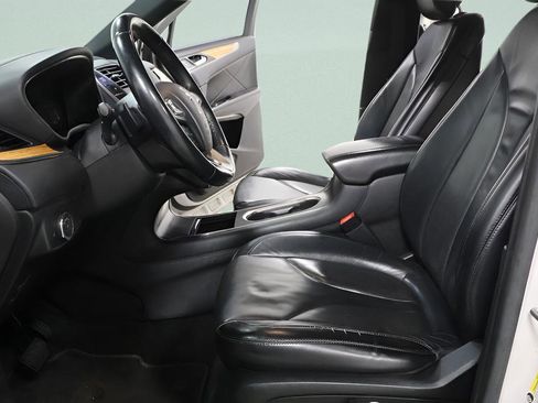 Used 2015 Lincoln MKC AWD w/ Equipment Group 101A Select image 22