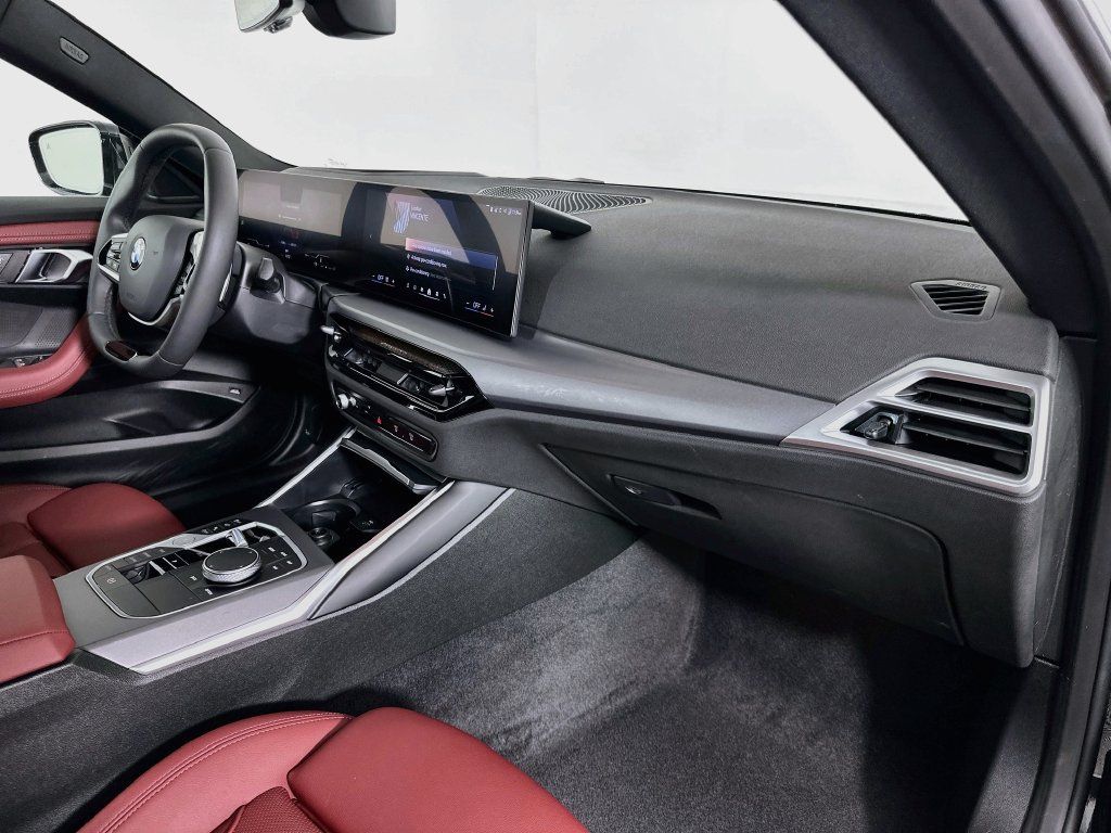 Used 2025 BMW 230i Coupe w/ M Sport Package RWD image 30