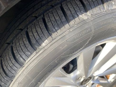 Used 2021 Toyota Camry SE image 20