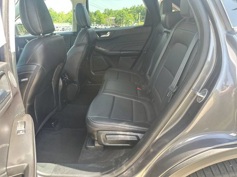 Used 2021 Ford Escape Titanium w/ Class II Trailer Tow Package AWD/4WD image 14