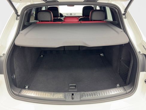 Used 2022 Porsche Macan image 73