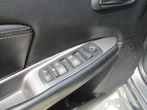 Used 2016 Dodge Journey Crossroad w/ Popular Equipment Group AWD/4WD image 26