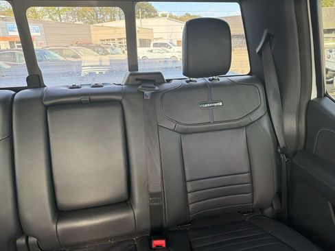 Used 2024 Ford F150 Platinum image 16