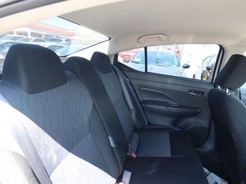 New 2025 Nissan Versa 1.6 SV w/ Trunk Package image 17