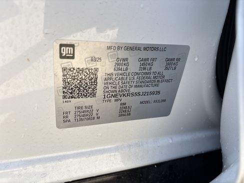 Used 2025 Chevrolet Traverse High Country AWD/4WD image 35