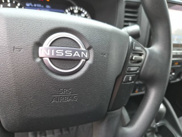 Used 2022 Nissan Frontier S w/ Technology Package AWD/4WD image 18