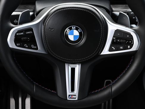 Used 2024 BMW X5 M60i image 32