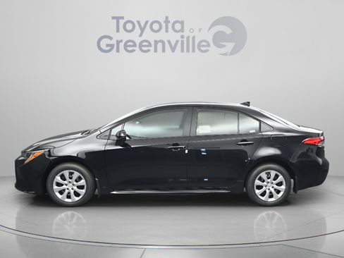 Certified 2026 Toyota Corolla LE FWD image 4