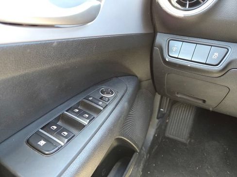 Certified 2024 Kia Forte LXS FWD image 18