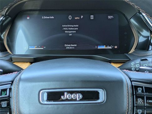 Certified 2024 Jeep Grand Cherokee Summit AWD/4WD image 32