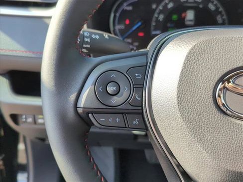 New 2025 Toyota RAV4 SE image 13