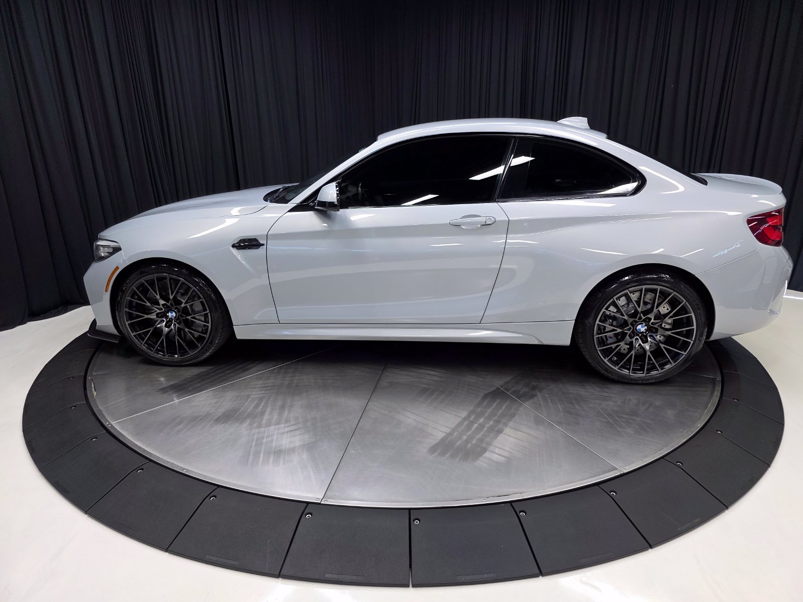 Used 2020 BMW M2 Competition w/ Executive Package RWD image 10