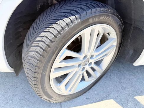 Used 2018 Audi Q5 Prestige w/ Prestige Package AWD/4WD image 36